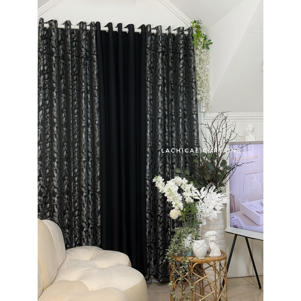 BROCADE SEMI-BLOCKOUT Riviera Black -  Katrina Black