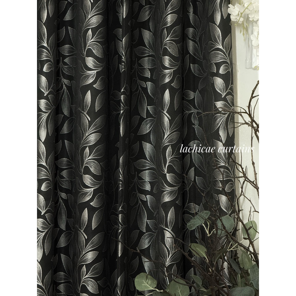 BROCADE SEMI-BLOCKOUT Riviera Black -  Katrina Black